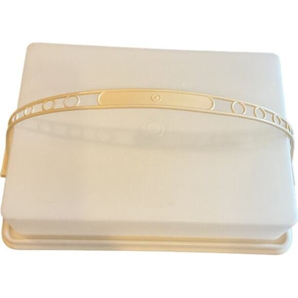 Tupperware Rectangle Cake Carrier With Handle Yellow & White Plastic - Picture 2 of 9